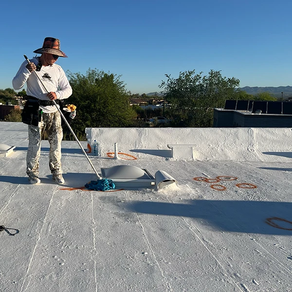 flat roof contractor in tucson